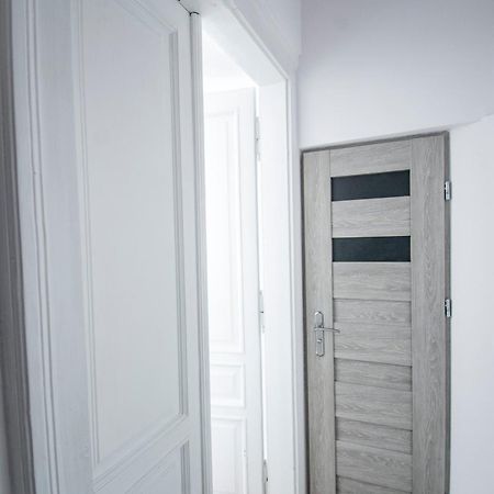 Lion Apartments - Laba Cracovie Extérieur photo
